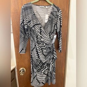 New York & Company Black & White Wrap Dress, Size Small, NWT